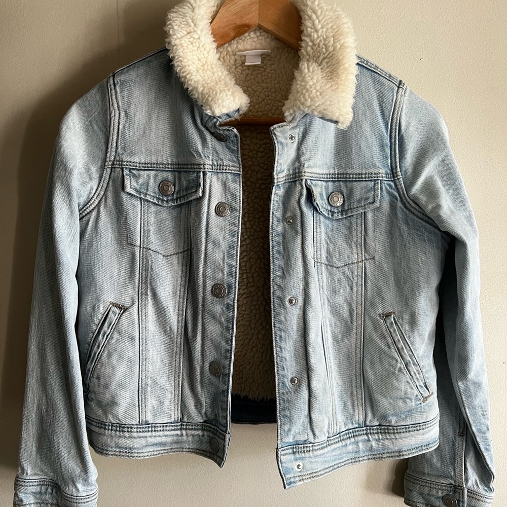 Cat & Jack denim jacket with Sherpa lining